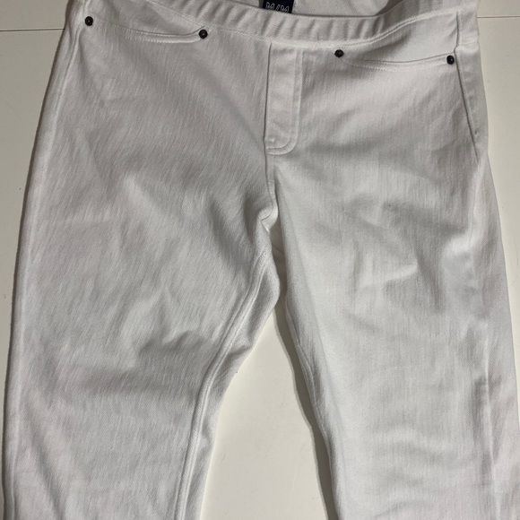 White Hue Crop jeggings - Picture 2 of 4
